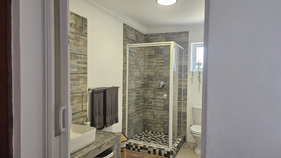 4 Bedroom Property for Sale in Stilbaai Wes Western Cape